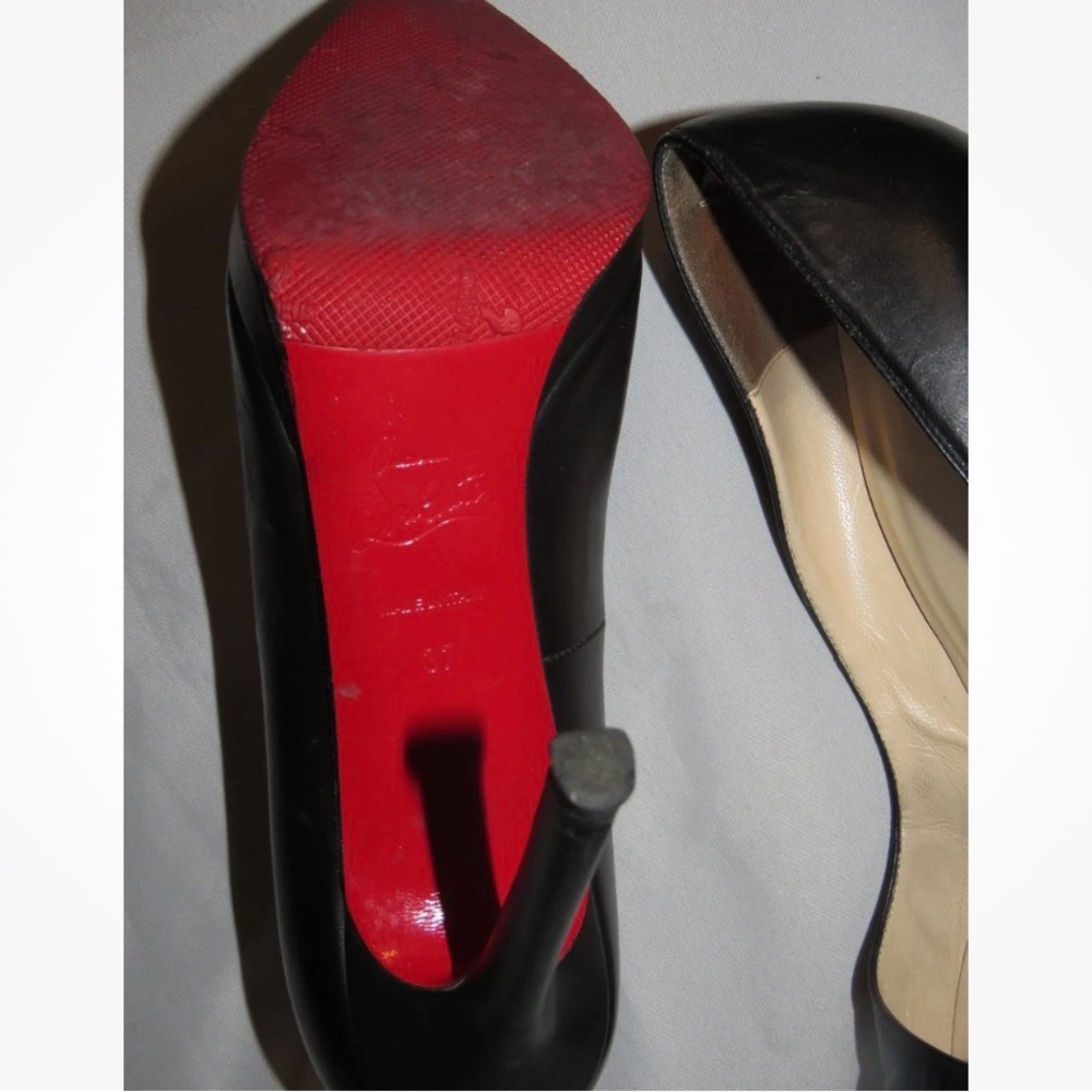 Christian Louboutin 37 So Kate Black Stiletto Heels l